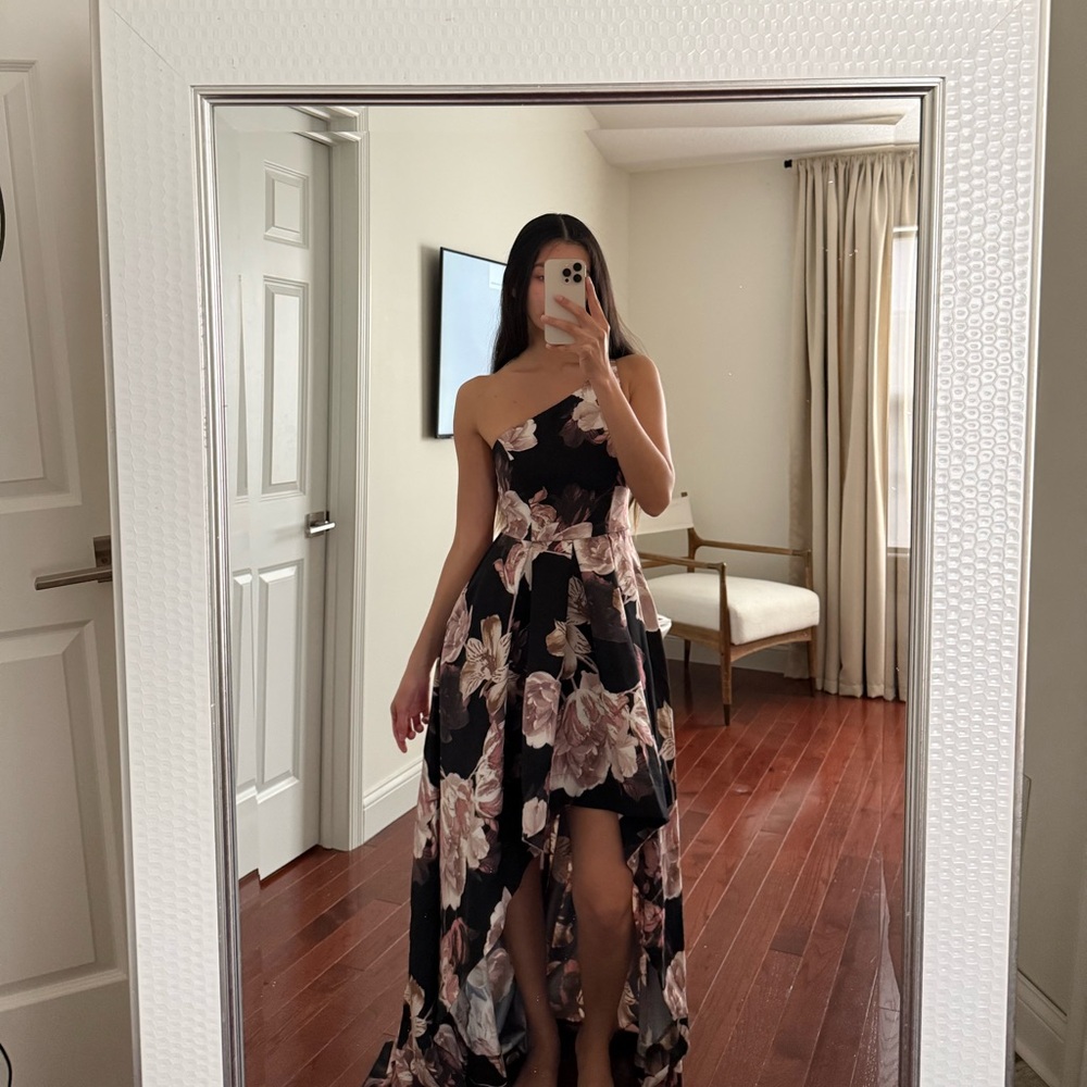 Speechless Black One-Shoulder Floral Dress